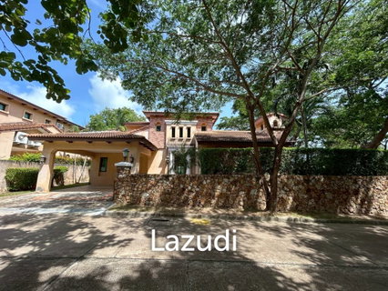 Elegant Tuscan-Style for Sale at Nusa Chivani Pattaya