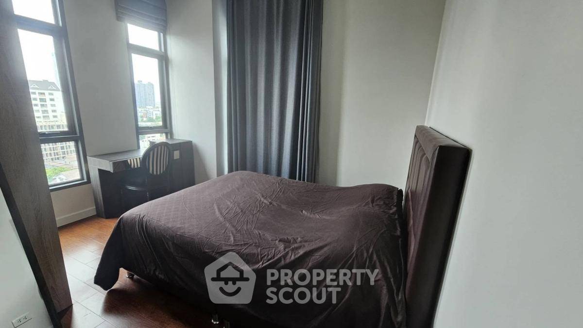 picture 2-BR Condo For Sale, Mayfair Place Sukhumvit 50, 11th Floor (ID 3073467) - 1/4