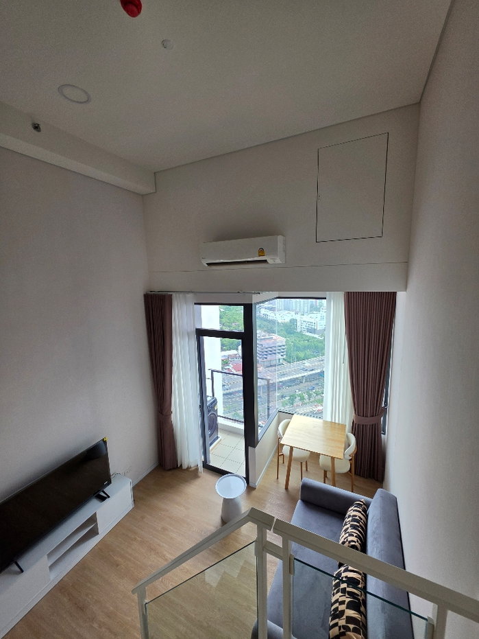 picture Siamese Residence, Landmark@MRTA Station
21,000 per month ♥️🍒☘️
 - 3/17
