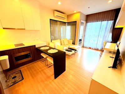 Condos for rent : Modern 1 bedroom For Rent | Urbano Absolute Sathorn Taksin | Price 18,000 / mth*** BTS Krungthon Buri