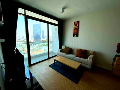 Condos for rent : For Rent Condo SIAMESE SURAWONG Building 1, Floor 19,3 bed room, Room size 81.00 sqm