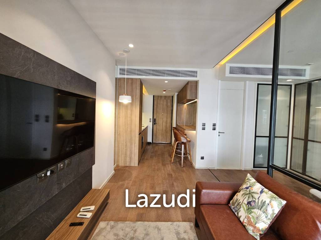 รูป 43 sqm modern 1 bedroom condo on 19th floor at MUNIQ Sukhumvit 23 Bangkok - รูปที่ 1/11