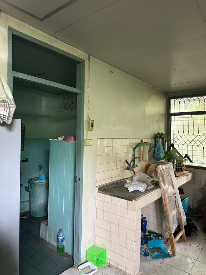 รูป ขายบ้านเดี่ยวครึ่งตึกครึ่งไม้สักทอง แปลงใหญ่ 181 ตร.ว. ทำเลเมืองนนทบุรี ใกล้ท่าน้ำนนท์ เหมาะอยู่อาศัยหรือลงทุน - รูปที่ 9/15