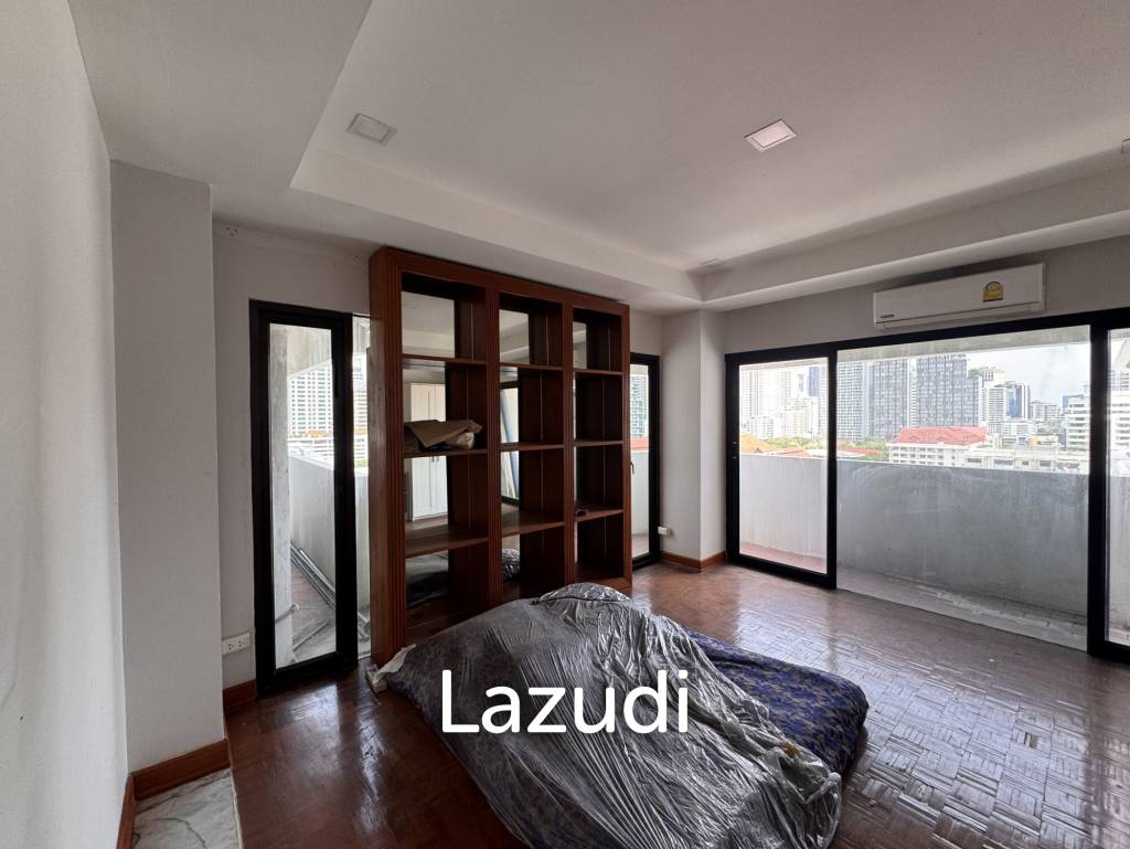 รูป 205 sqm 3-Bed Condo with Huge Terrace in Khlong Toei Nuea, Bangkok - รูปที่ 18/36