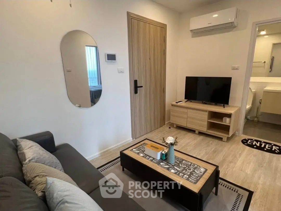picture Well-Priced 1-BR (25 Sqm) At The Clev Riverline, High-Floor (ID 3072567) - 3/12