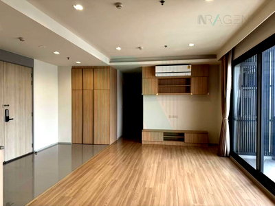 Condos for rent : 🚩 For Rent Condo M JATUJAK Building B, Floor 33,3 bed room, Room size 119 sqm