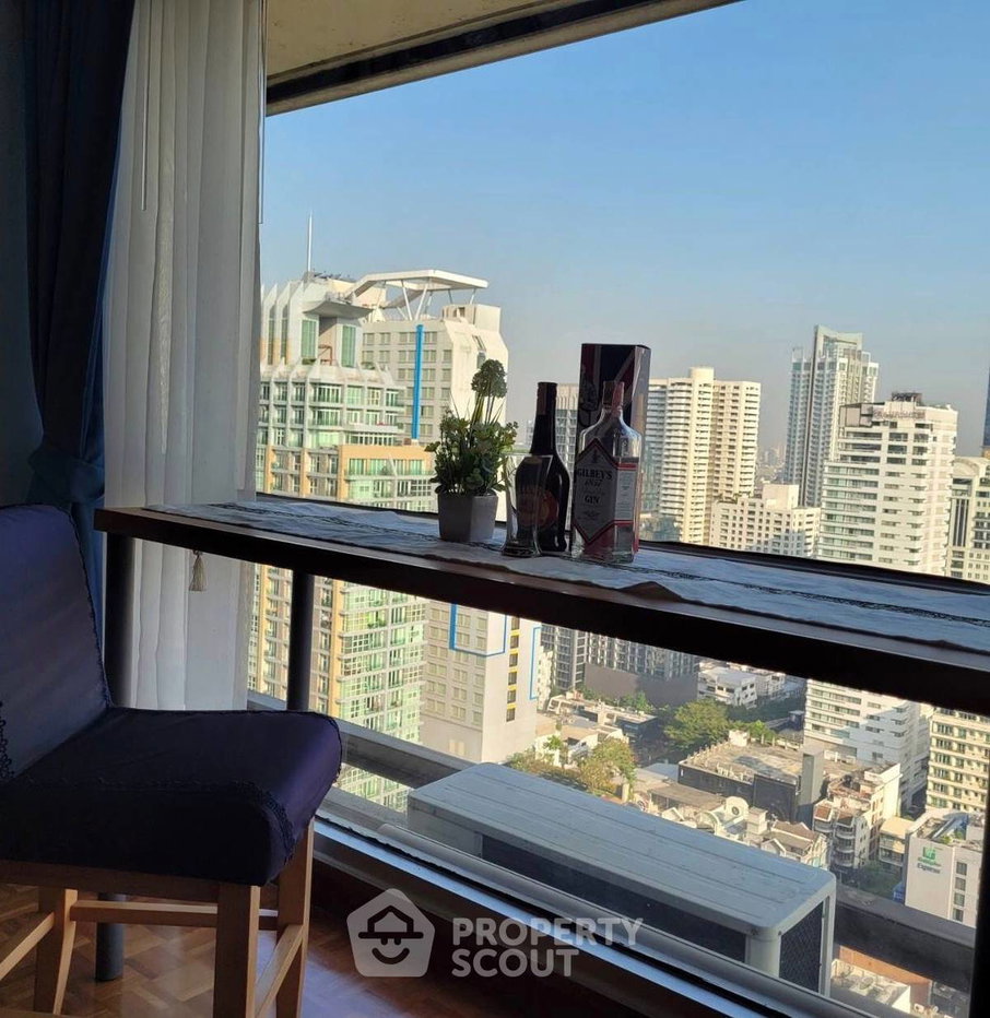 picture 1-BR Condo In Sukhumvit Suite, High-Floor 32nd Near BTS Nana (ID 3073316) - 7/15