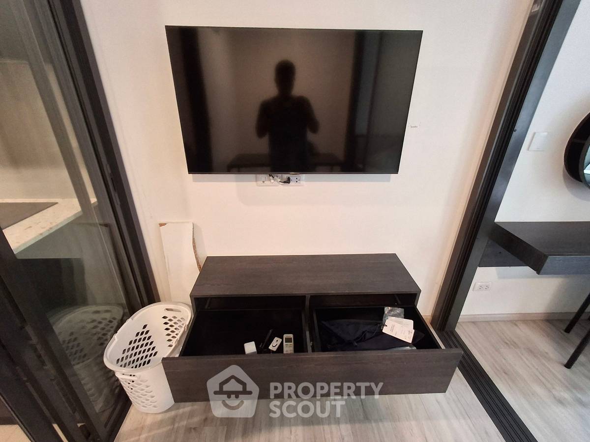 picture 100m To MRT Huai Khwang | 1-BR Condo At XT Huaikhwang (ID 2066741) - 13/13