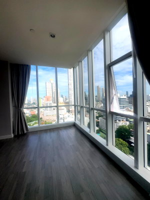 คอนโด BTS เซนต์หลุยส์ : (เจ้าของขายเอง) The Room Sathorn ถ.ปั้น สภาพนางฟ้า ห้องไม่มีบิ้วอิน 