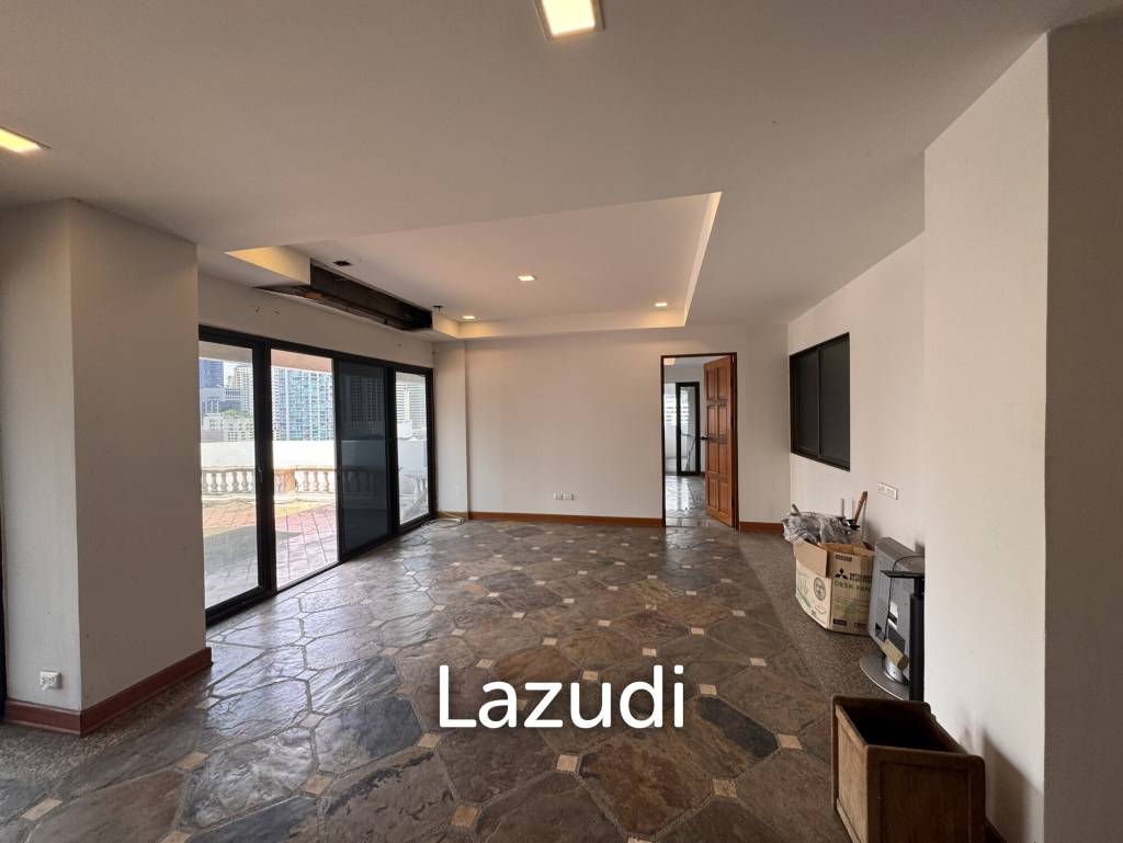รูป 205 sqm 3-Bed Condo with Huge Terrace in Khlong Toei Nuea, Bangkok - รูปที่ 6/36