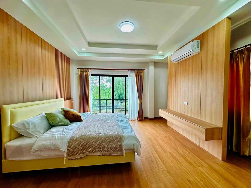 รูป บ้านเดี่ยว 2 ชั้น MODERN STYLE / ต.แม่เหียะ อ.เมืองเชียงใหม่ จ.เชียงใหม่ T.063-664-9056 - รูปที่ 15/31
