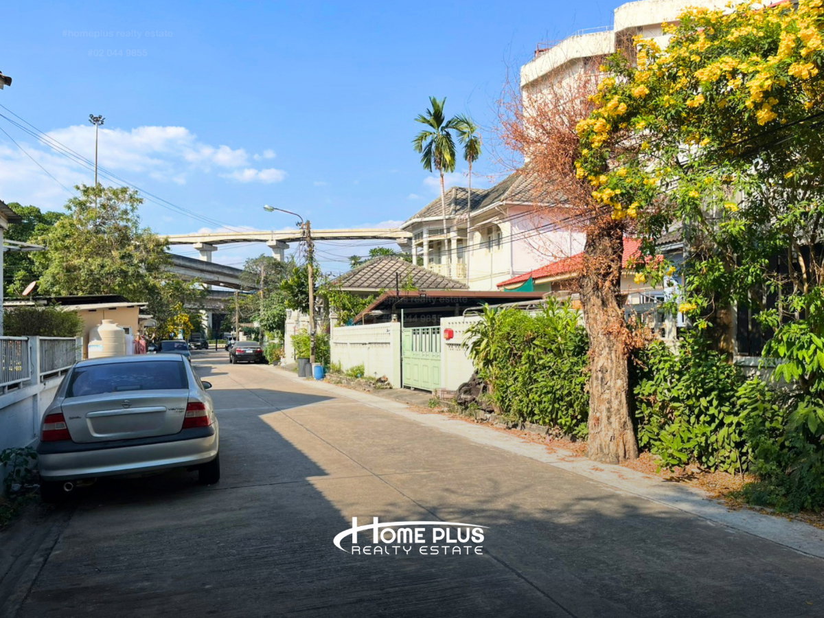 picture Land for sale with potential plot on Soi Ramintra 36, - 4/7