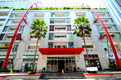 ขายคอนโด : A046640 The Trendy Condominium
