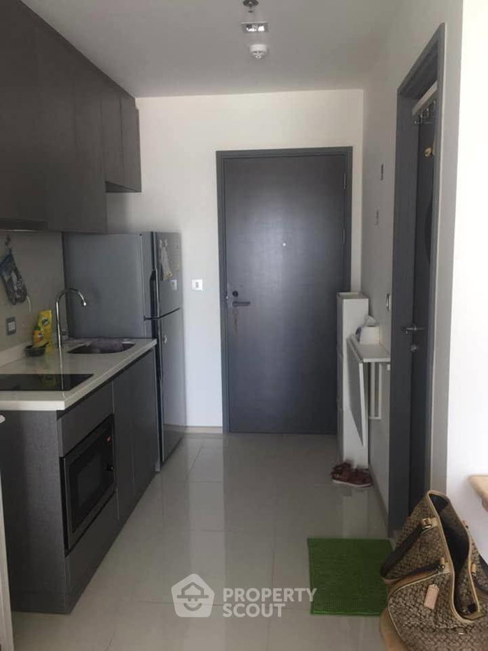 picture High-Floor 1-BR Condo At Rhythm Rangnam, 100m to BTS Victory Monument (ID 2855306) - 3/6