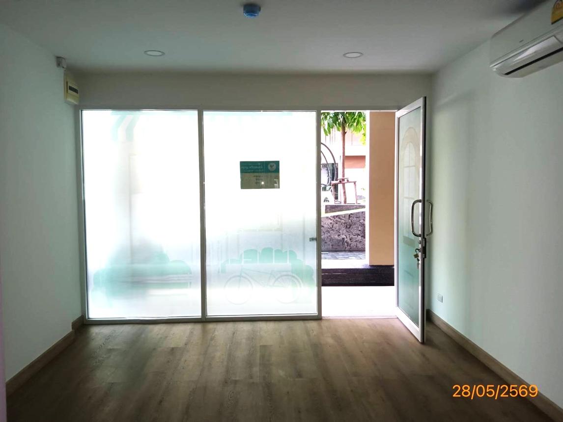 picture OFFICE 38.62 Sq.w. Bang Phlat Bangkok for 3.5M - 12/24