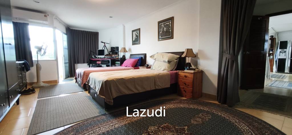 picture Rare 114 sqm Combined 2-Bedroom Condo for Sale at Sompong - 8/18
