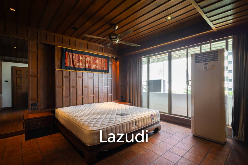 picture Huge 128sqm Classic Thai Vibe at Diamond Tower - 15/29