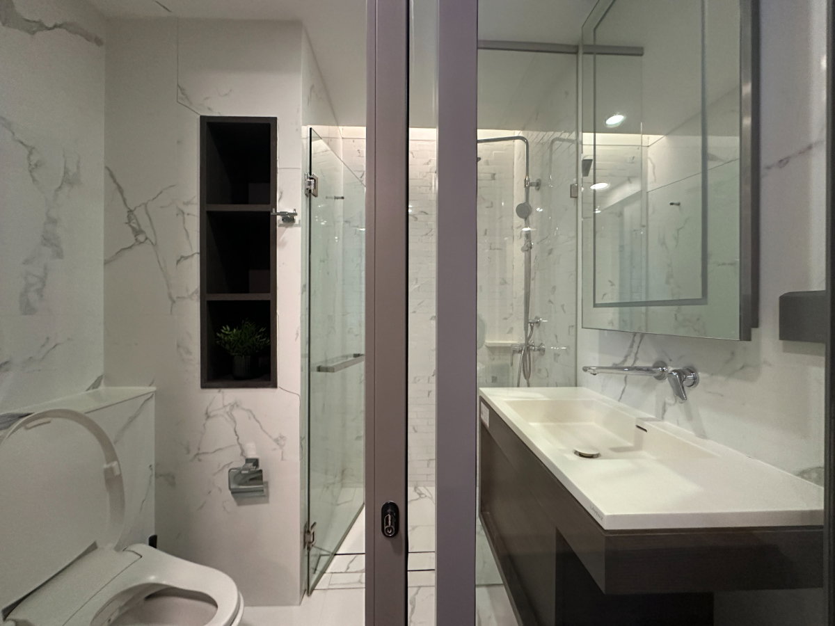 picture Siamese Exclusive Queen (1 Bedroom/ 1 Bathroom) - 13/15