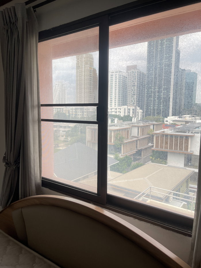 picture For Sale | Adamas Phaholyothin Condominium | 65.25 Sq.m. | Dual Balconies - 8/12
