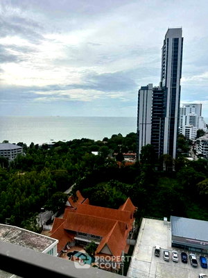 Condos for sale : 1-BR Condo At The Peak Towers, Phratamnak 📍 High-Floor 15 (ID 3072830)