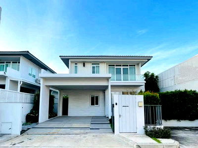 Houses for sale Suwannaphum International Airport : Sale Detached House Mantana Bangna Wongwean Ramkhamhaeng2 GH382