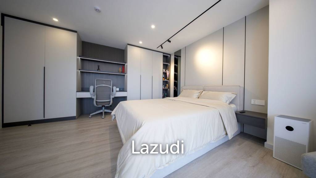 picture Elegantly Renovated 3-Bedroom Luxury at Royal Hill Resort - 24/35