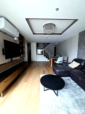 Condos for rent : 3 beds 3 baths Duplex for rent 6570262