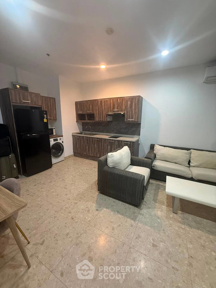 picture 2-BR 68 Sqm High-Floor At Baan Klang Krung Siam-Pathumwan, 100m To BTS Ratchathewi (ID 3073437) - 3/14