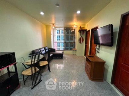 2-BR Condo At Sathorn House, 15th-Floor Near BTS Surasak (90m) (ID 1512263)