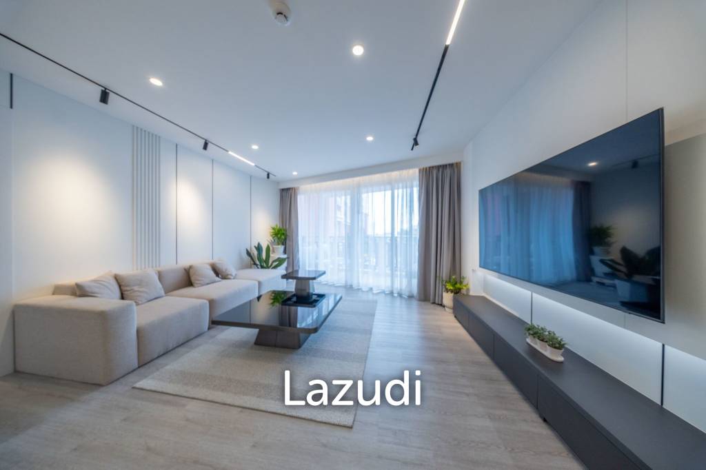 picture Elegantly Renovated 3-Bedroom Luxury at Royal Hill Resort - 5/35