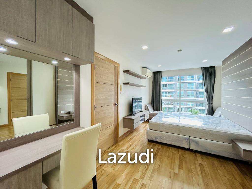 picture Studio Condo at Whale Marina Na Jomtien - 8/16