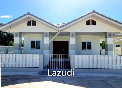 Houses for sale Petchburi : 120 sqm 3-BR House in Leo Resort Cha-Am