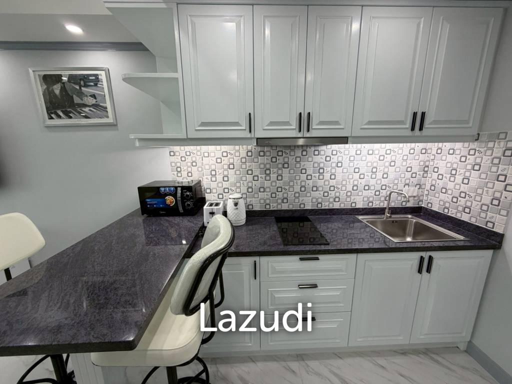 picture Grand View Pattaya Condominium Spacious Modern Studio - 8/14