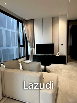 คอนโดให้เช่า : 87 sqm high-floor condo at Hyde Heritage Thonglor, Khlong Tan Nuea