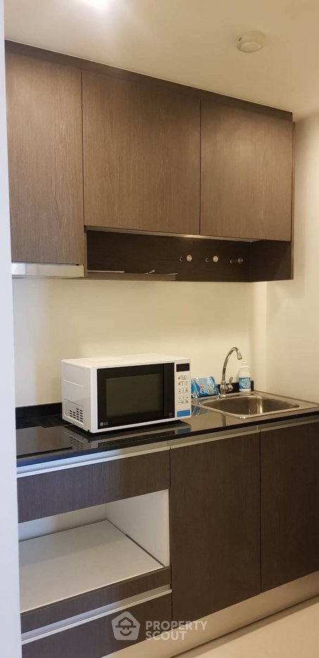 รูป คอนโด 2 ห้องนอน ขาย ที่ Moniiq Condo Sukhumvit 64 ใกล้ BTS ปุณณวิถี (ID 3072191) - รูปที่ 3/9