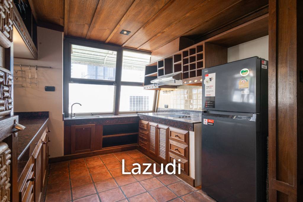 picture Huge 128sqm Classic Thai Vibe at Diamond Tower - 24/29