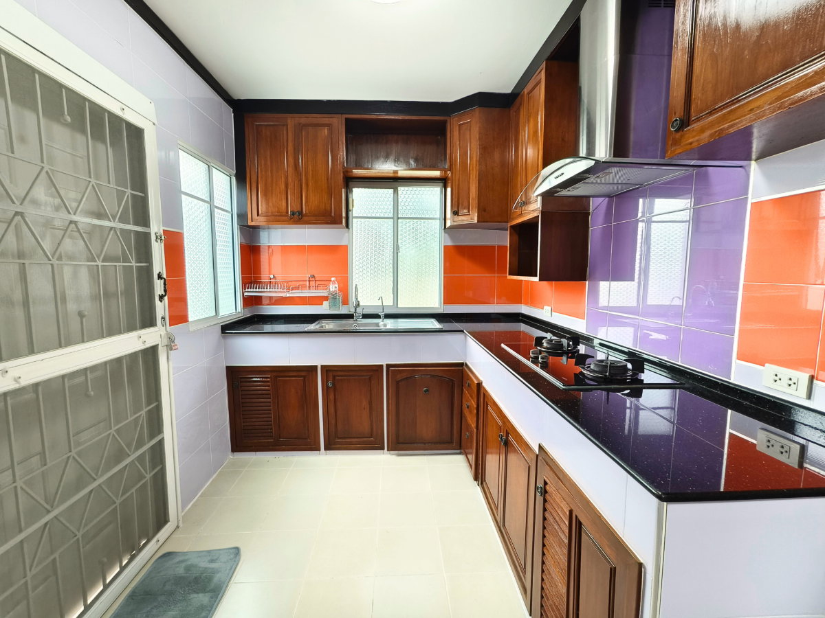 รูป ขาย บ้านเดี่ยวแปลงริมติดสวน เหมือนซอยส่วนตัว บ้านไม่ต้องซ่อม 3 ห้องนอน 3 ห้องน้ำ - รูปที่ 9/23