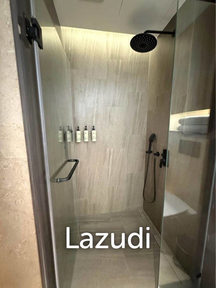 รูป Top Floor Studio Condo for Sale near Layan Beach - รูปที่ 8/9