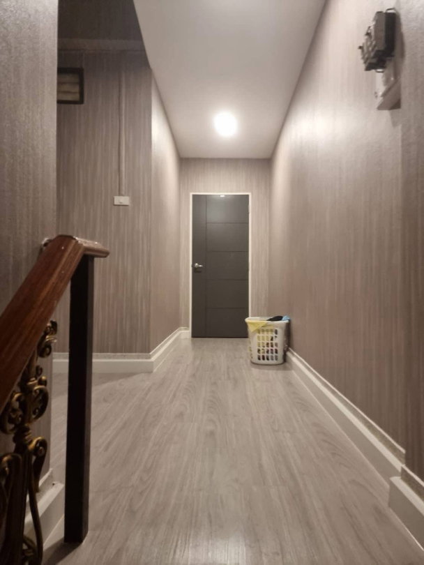 รูป 🏡✨ 🏡✨ ให้เช่าบ้าน 4 ชั้น ใกล้ MRT สุทธิสาร เพียง 450 เมตร | รับชาวต่างชาติ | เลี้ยงสัตว์ได้  📍ย่านสุทธิสาร - รัชดาภิเษก - รูปที่ 11/15