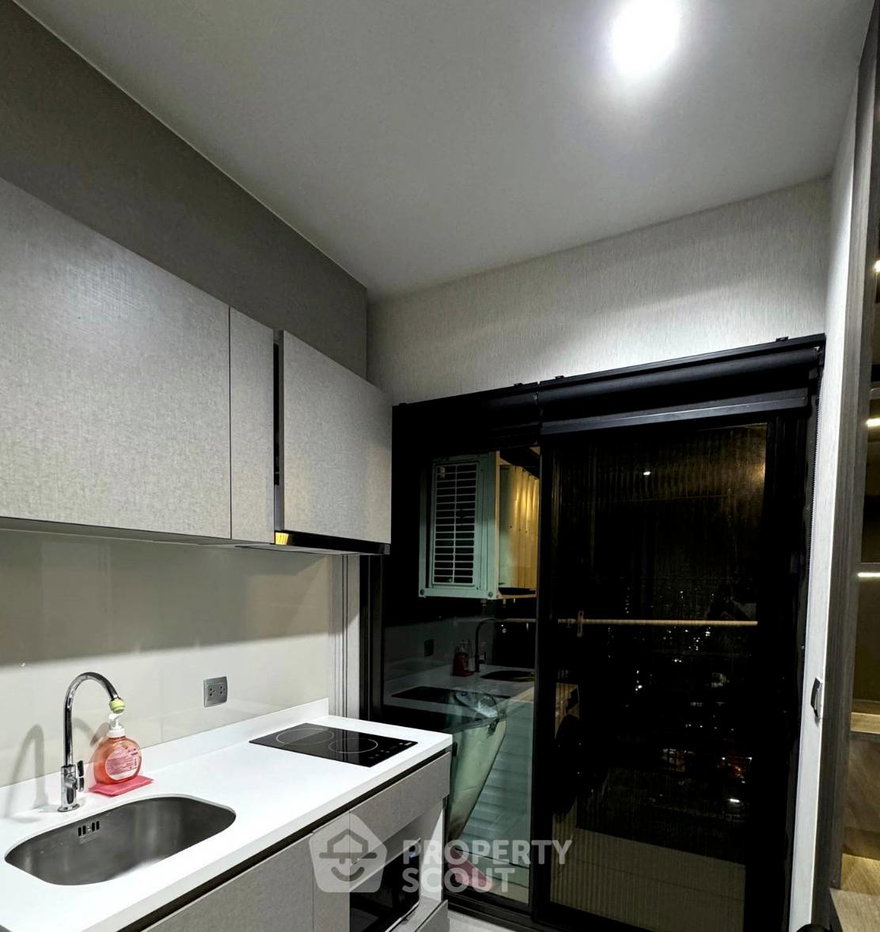 picture 1-BR 33 Sqm Condo At Life Asoke - Rama 9, 300m to MRT Phra Ram 9 (ID 3069791) - 6/6