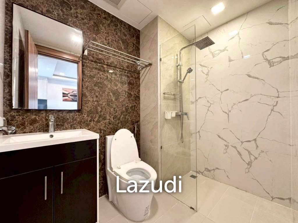 picture Arcadia Beach Resort Condominium for Sale - 12/14