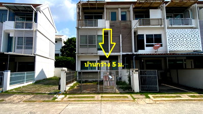 Townhouses for sale National Institute of Development Administration (NIDA) : 🏡Townhome for Sale — Furniture Included, Ready to Move In!