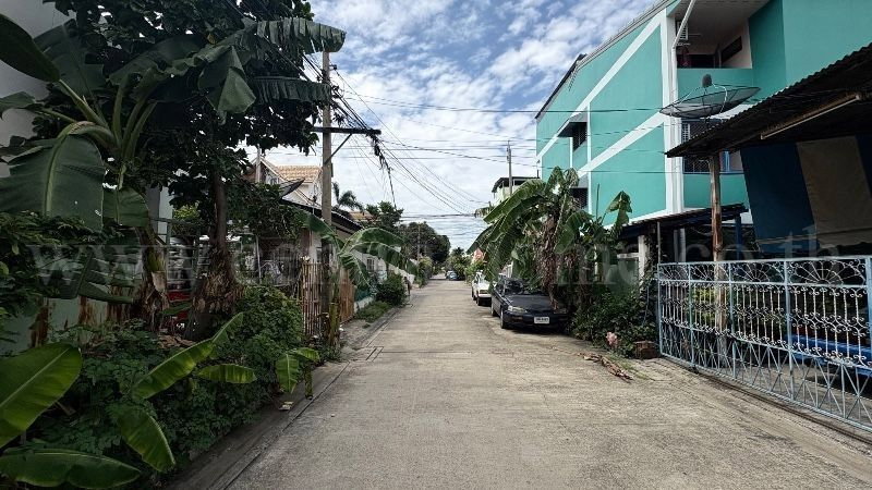 รูป ที่ดินเปล่า ซอย ประดับศุข ใกล้โรบินสันศรีสมาน ทำเลดี ราคาถูก - รูปที่ 7/10