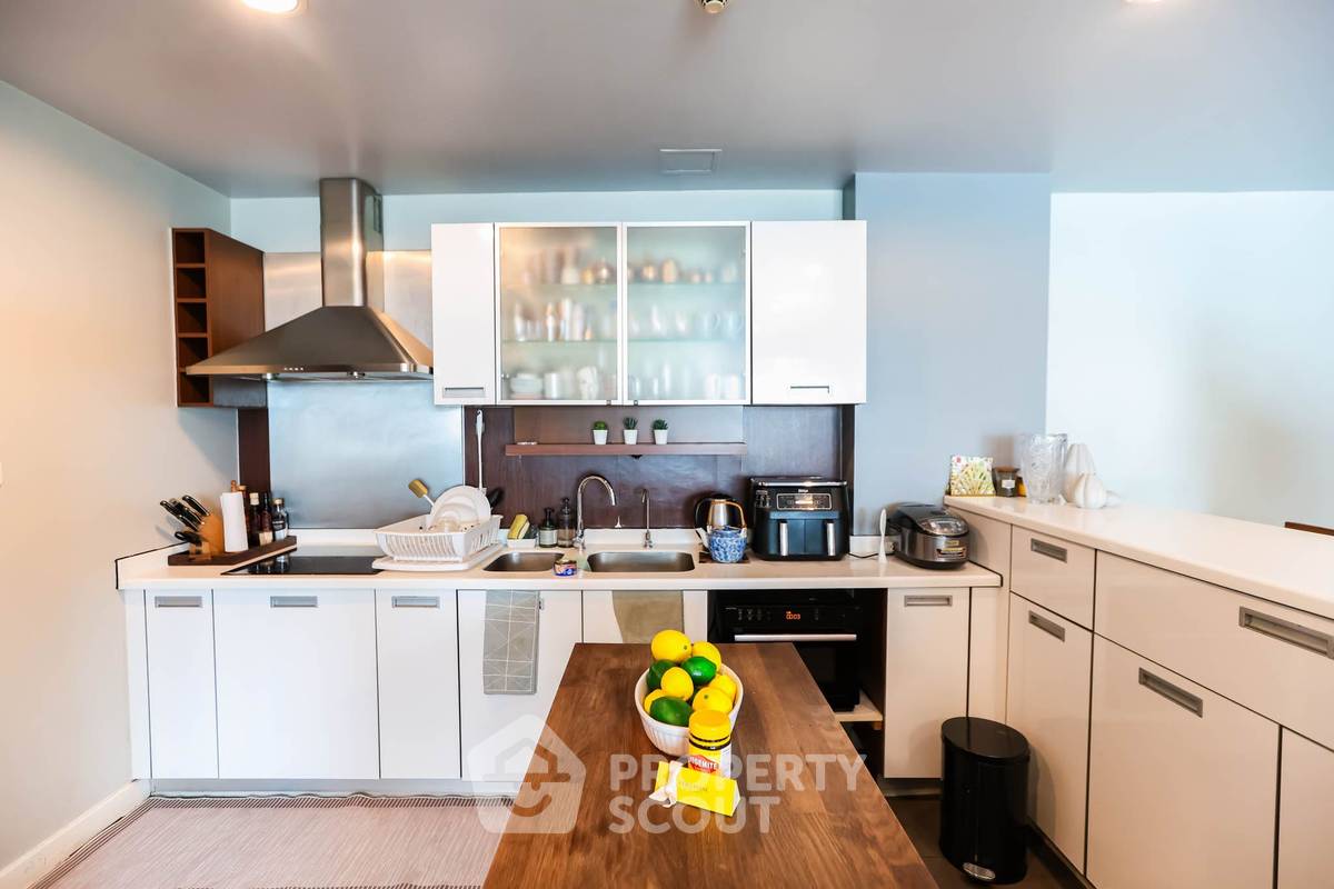 รูป คอนโด 3 ห้องนอน 177 ตร.ม. บ้านสาเรน ใกล้ MRT เพชรบุรี โพรมพงษ์ (ID 3073548) - รูปที่ 8/10