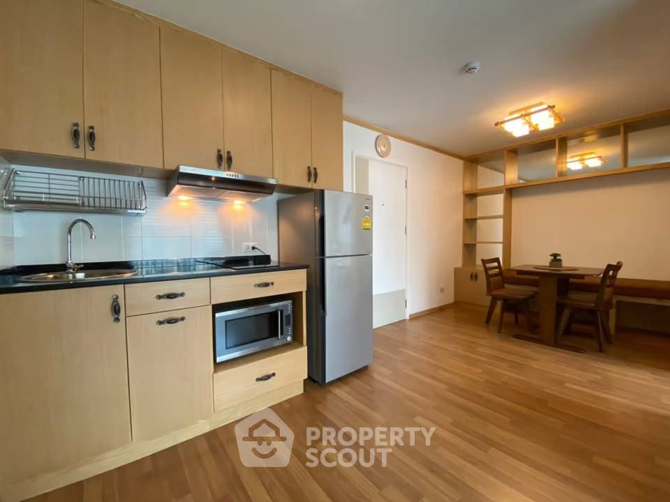 picture 2-BR Condo At Lumpini Place Bangna KM 3, Bangkok (ID 3048871) - 4/10