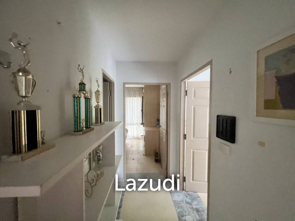 picture SANTI PURA : Great size 3 bed unit at great price - 9/25