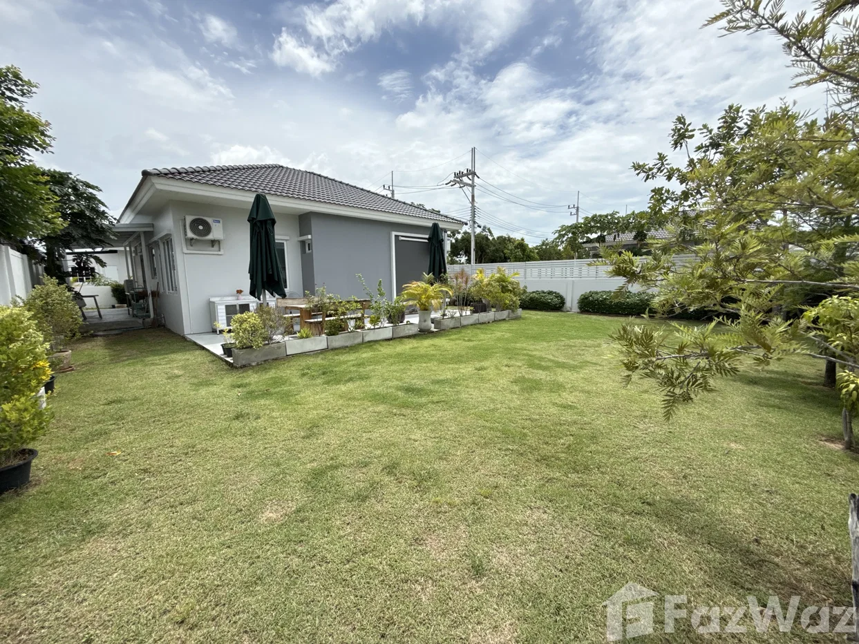 picture Modern 3-Bedroom Corner Villa on a Large 400 sqm Plot 6573041 - 3/20