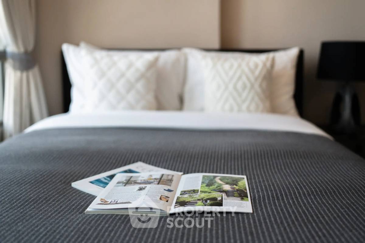 picture High-Floor 1-BR 37 Sqm At The Room Sukhumvit 69, 100m to BTS Phra Khanong (ID 3076109) - 9/12