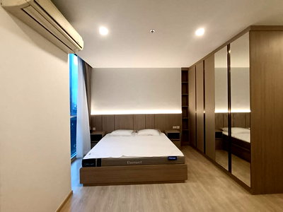 Condos for rent : 𝐂𝐨𝐧𝐝𝐨 𝐍𝐨𝐛𝐥𝐞 𝐑𝐞𝐯𝐨𝐥𝐯𝐞 𝐑𝐚𝐭𝐜𝐡𝐚𝐝𝐚 