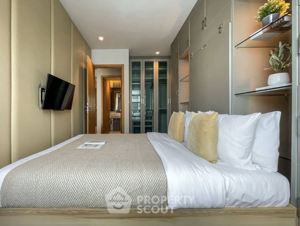picture 1-BR Condo, Circle Living Prototype New Petchburi, 26th Floor near MRT Phetchaburi (ID 3075086) - 14/25
